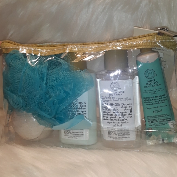 NWT Modern Expressions Bath Pouch 5 Pc. Giftset - Picture 8 of 8